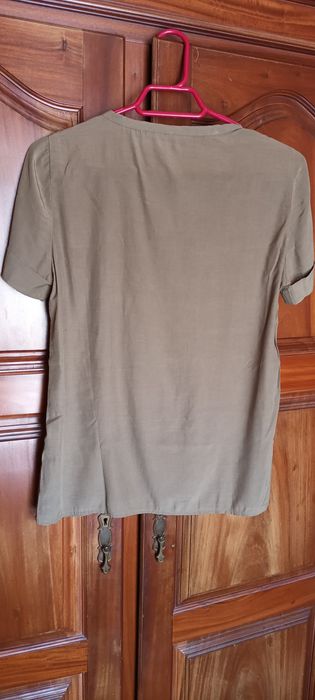 Blusa manga curta verde tamanho/talla S da stradivarious