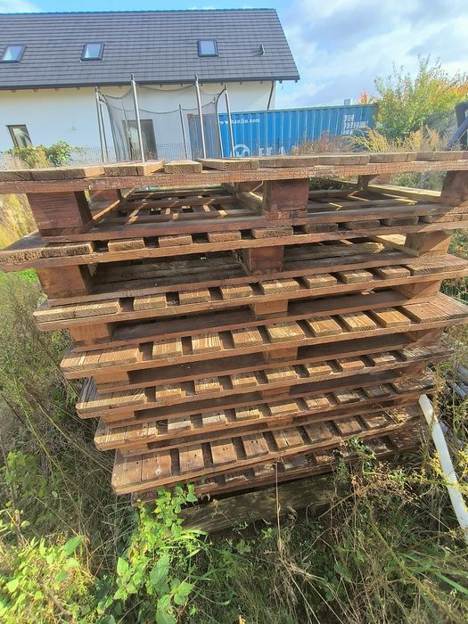 Palety 130x110 8szt.