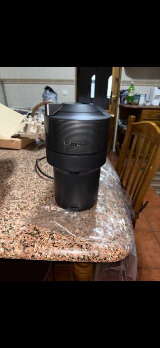 Máquina de Café Nespresso Vertuo POP