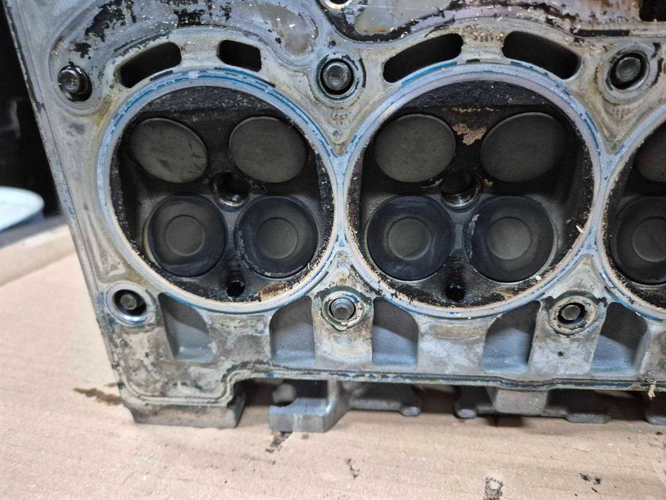 Головка vw golf v jetta touran octavia ii leon ii 1.4 fsi 03c103358g