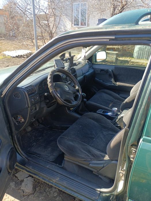 Опель Фронтера В