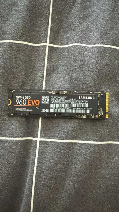 Samsung NVMe SSD M.2 250GB (Open Box)64750574440193120
