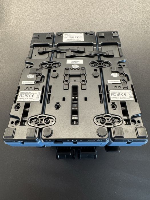 Thrustmaster TCA Airbus Quadrant + Add-On