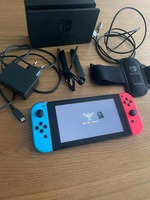 Nintendo Switch V1 przerobiona chipem + karta 64GB Tychy