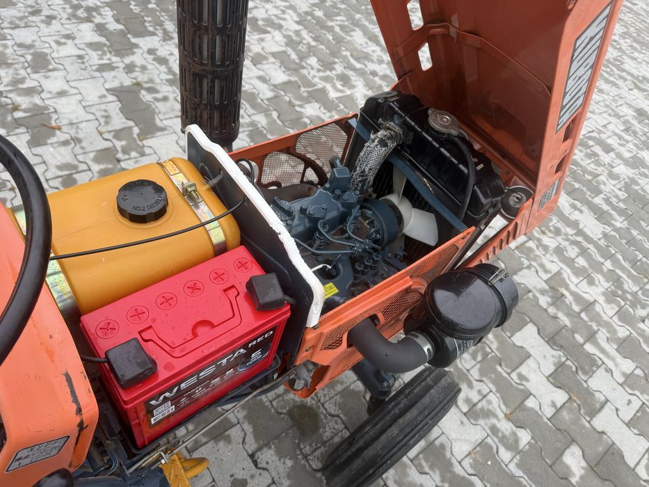 Японський трактор Kubota B6001