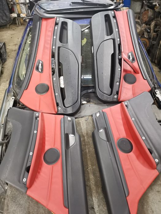 BMW E92 fotele czerwona skóra + boczki przedlif