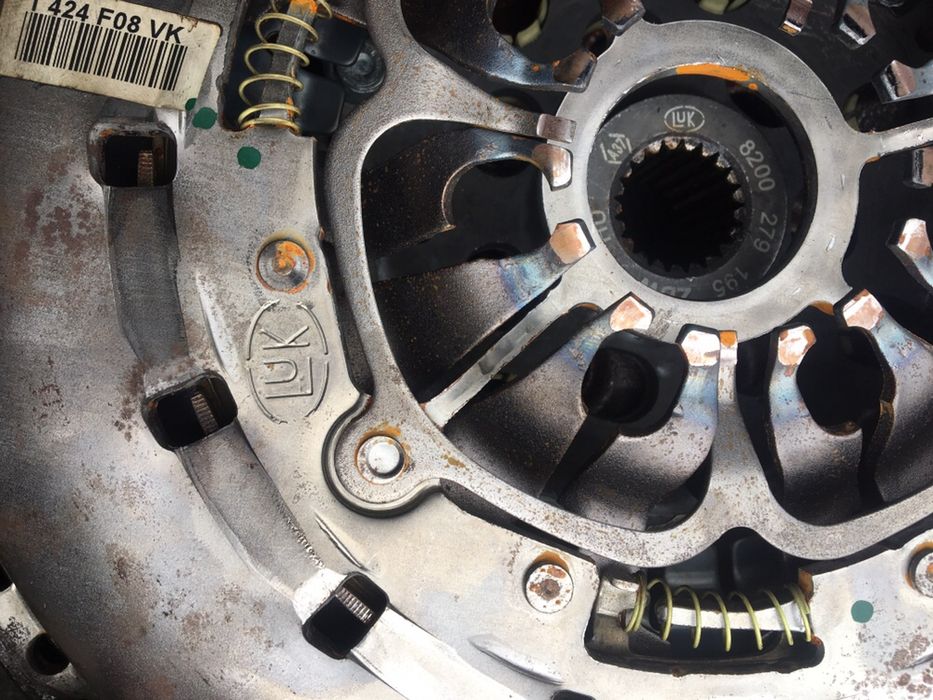 Renault scenic 2 megane 2 1.9 щеплення 1.5 2.0 маховык демпфер двумаса