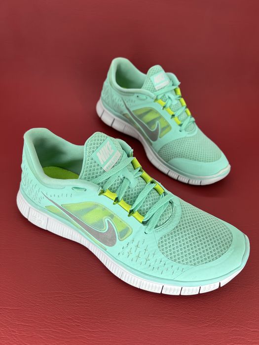 Кросівки 43р. Nike Free Run+.  М'ятного кольору Уні секс