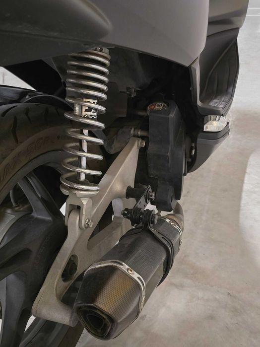 Honda PCX 125 – 2016 – Muitos Extras