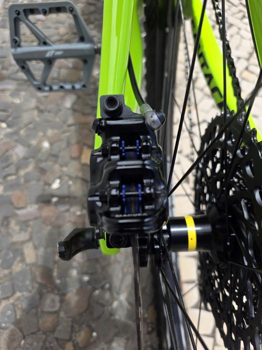 SANTA CRUZ Nomad Carbon 27.5 M