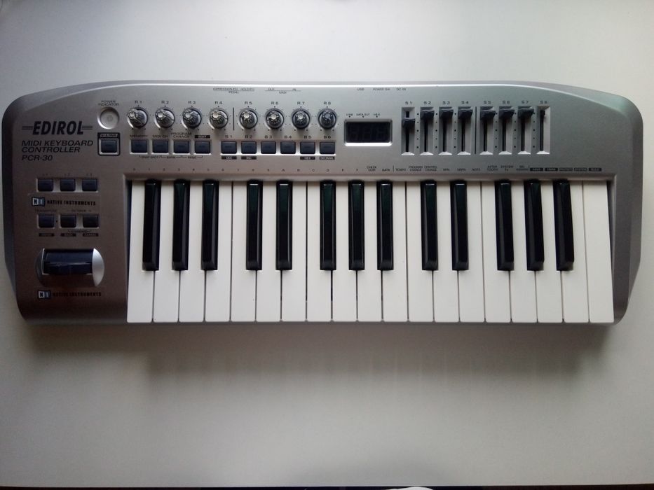 Teclado eletrônico Roland EDIROL PCR-30
