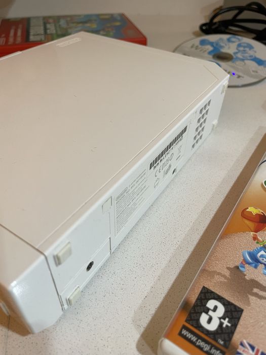 Consola Nintendo Wii Completa + Cabos e Adaptadores TV