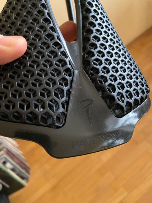 Нейлонове сідло з 3d прінтом