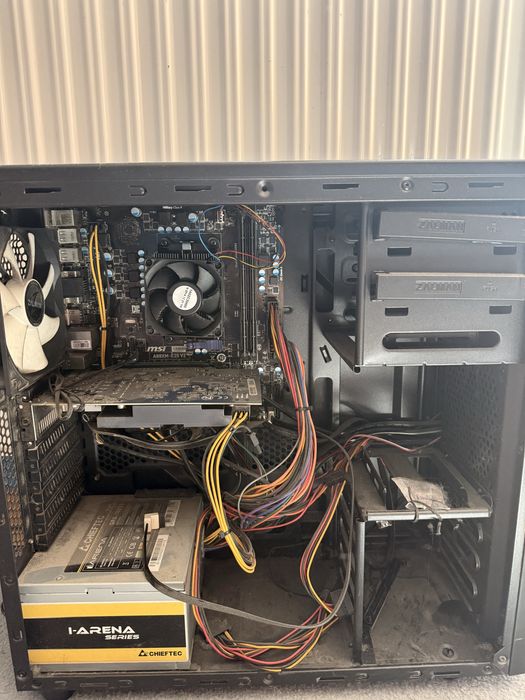 Komputer stacjonarny