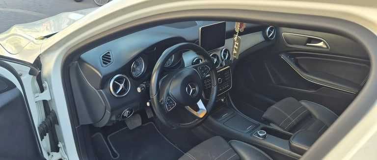 Mercedes-Benz GLA 2016