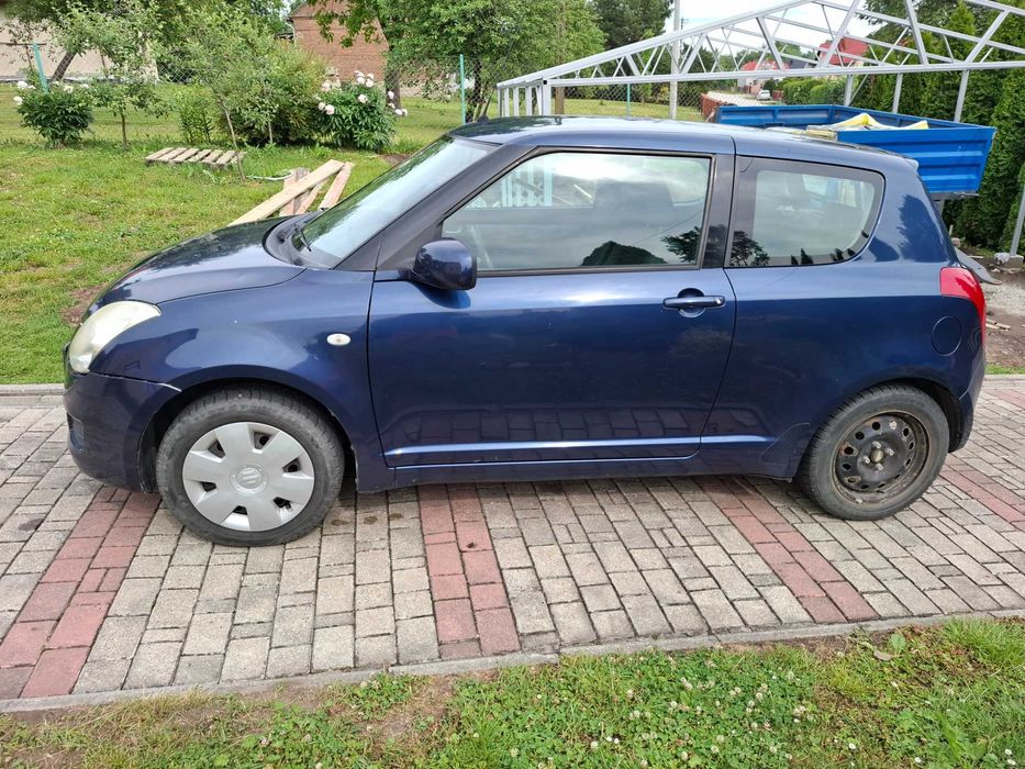 Suzuki Swift 1.3 benzyna 2007r.
