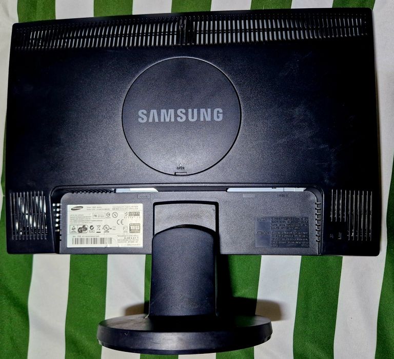 Продам монитор Samsung 943nw описание