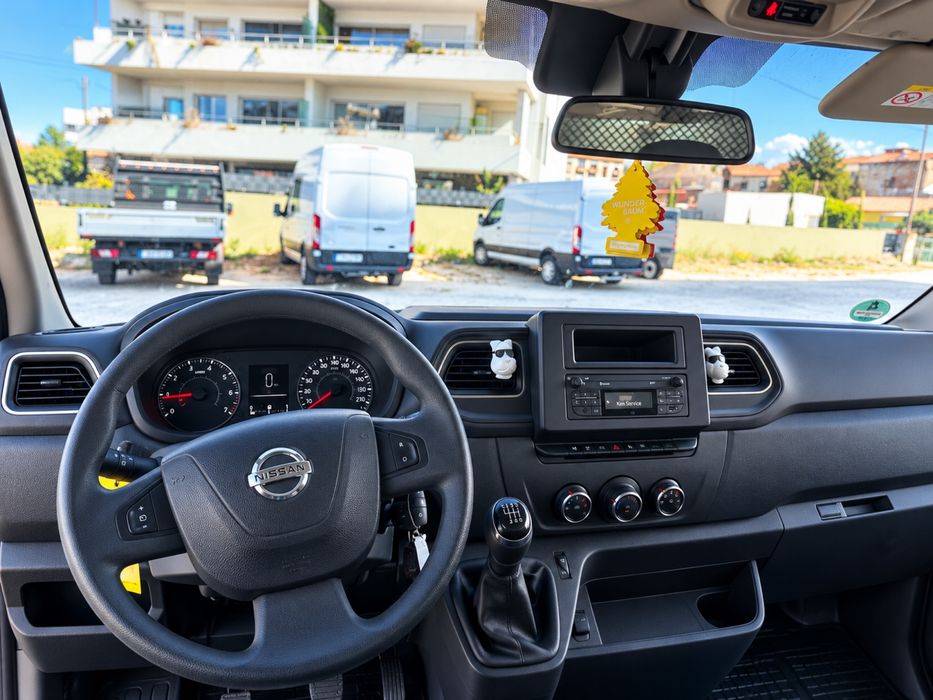 Nissan NV400 7 lugares