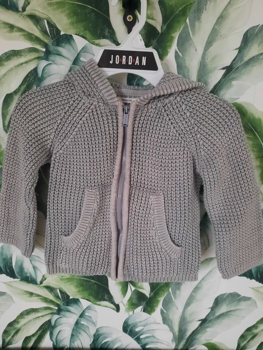 Swetr chłopięcy rozm 104