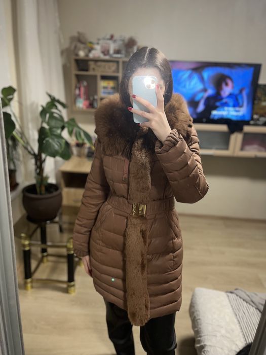 куртка з натуралтним хутром