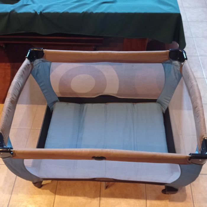 Berço portátil bébé da Graco