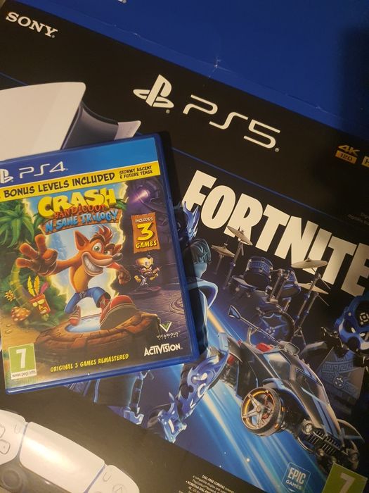 Sprzedam Crash Ps4.slim Pro Ps5 OLX! PlayStation!