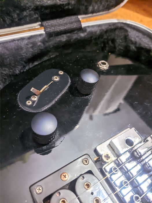 Guitarra eléctrica Maison HSS made in Korea