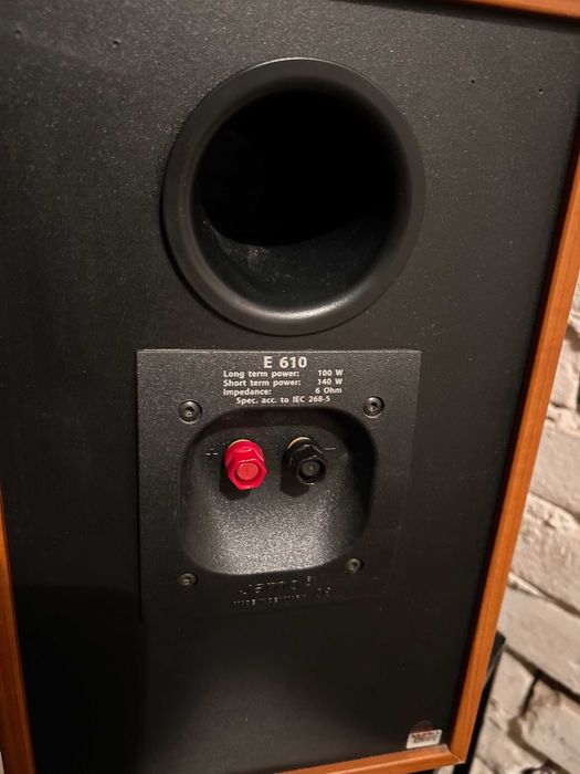 kolumny monitory Jamo E 610