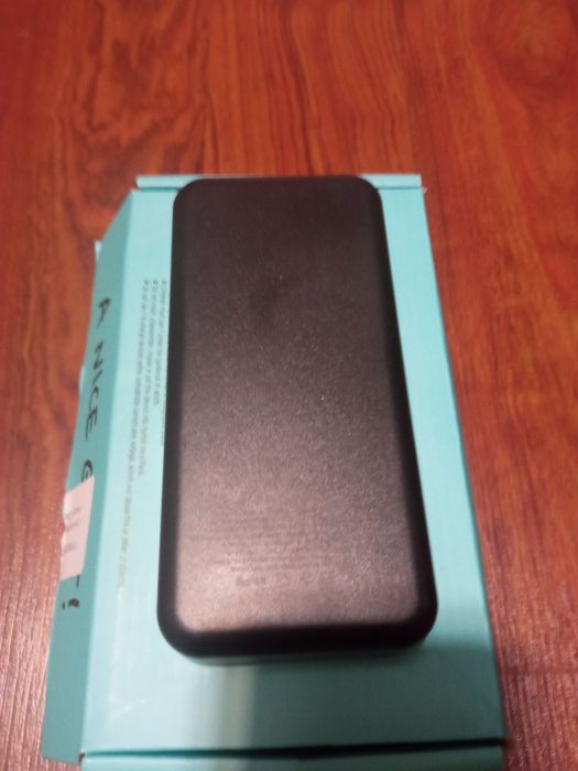 Павербанк 20000mAh, 22.5w з ліхтариком, новий
