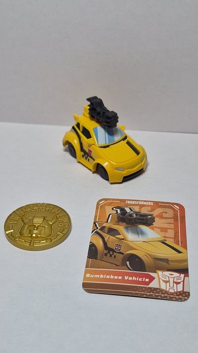 Blokees Transformers Bumblebee Vehicle  +coin