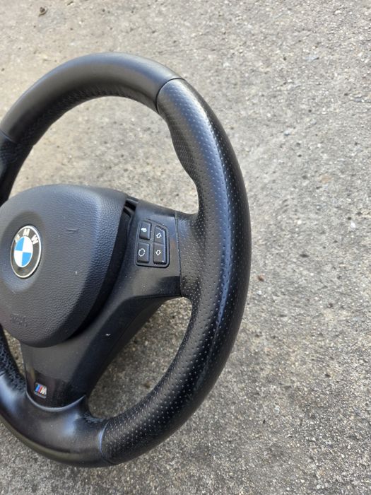 Volante pack M bmw E90 E91 E87 E81 E82