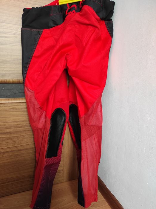 Strój Fox 180 bluza L spodnie 32