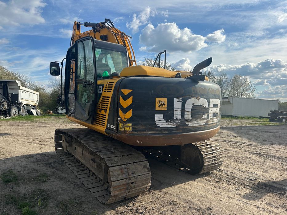 Екскаватор jcb js130