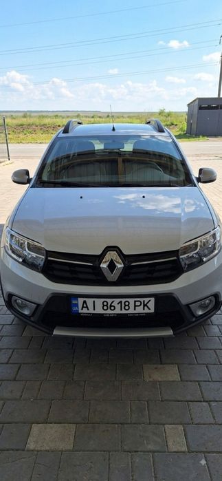 Продам Renault Sandero Stepway 2021