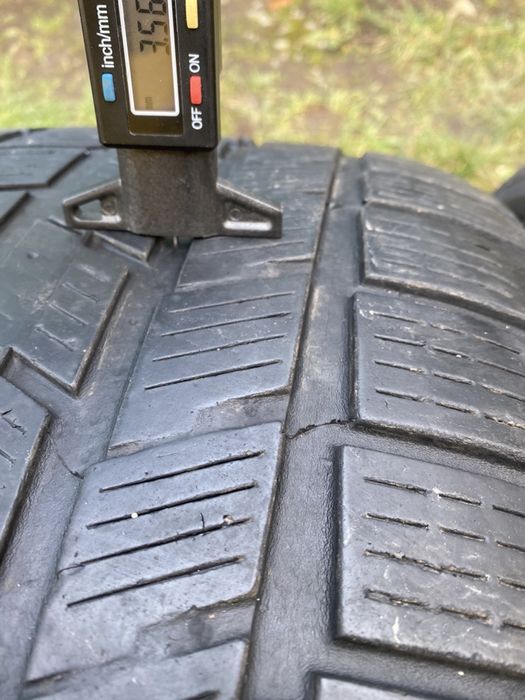 Зимові 2 шт. 295/45 R20 Pirelli Scorpion Ice&Snow