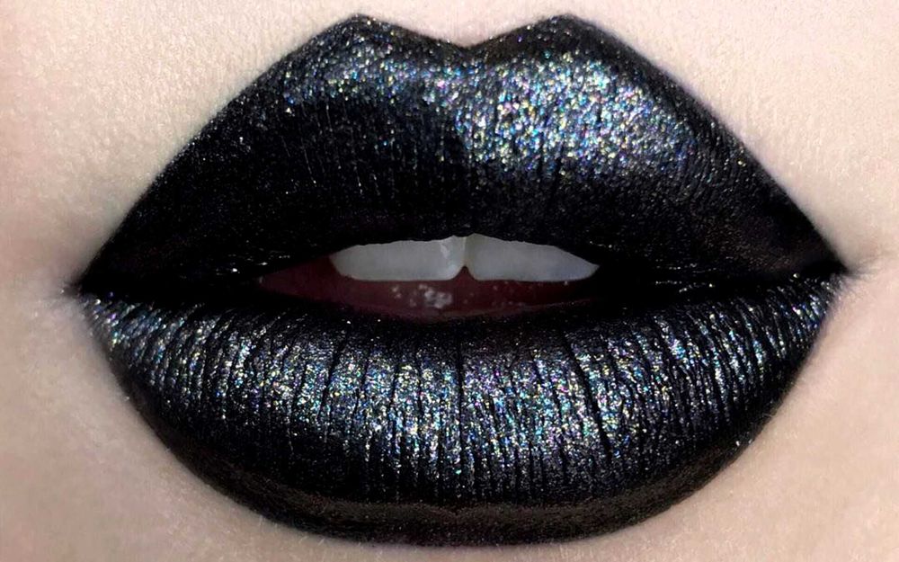 Чорна помада з блискітками глітер, рок панк готика