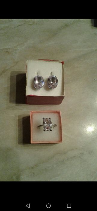 продам серьги и кольца