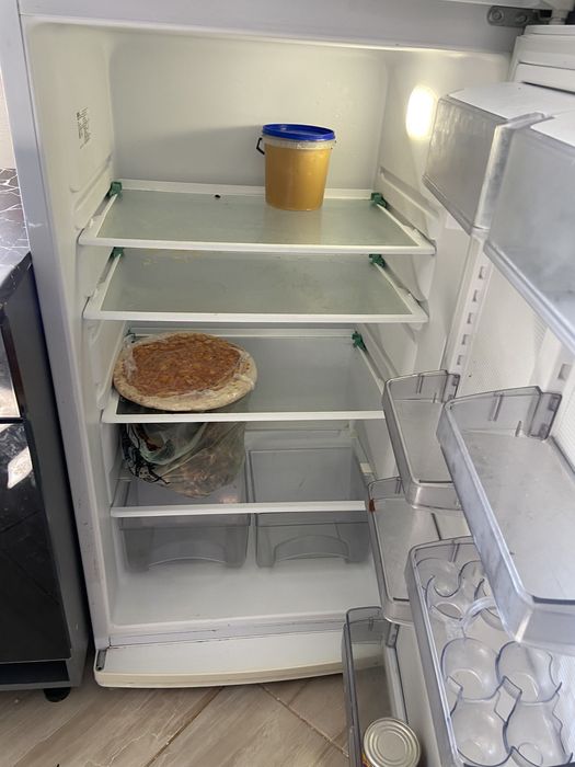 Продам холодильник