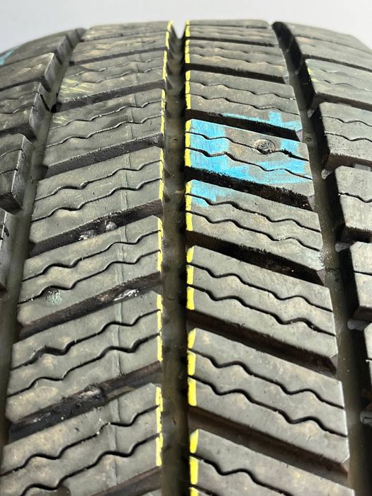 Шины БУ 215 65 R 16 C Continental VANCONTACT A/S Ultra Грузовая резина