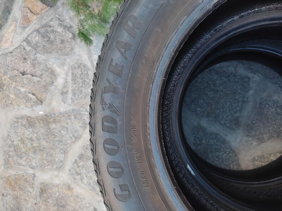 Зимова шина Goodyear ultragrip ice 2