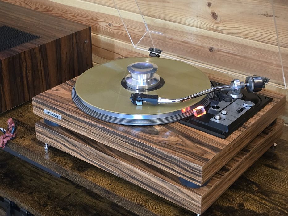 Gramofon Pioneer PL 516