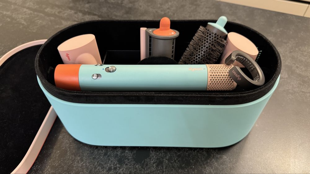 Dyson Airwrap з Іспанії колір тіффані