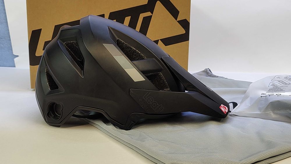 Leatt Enduro 2.0 Kask MTB Full Face Stealth czarny rozm. M 55-59CM