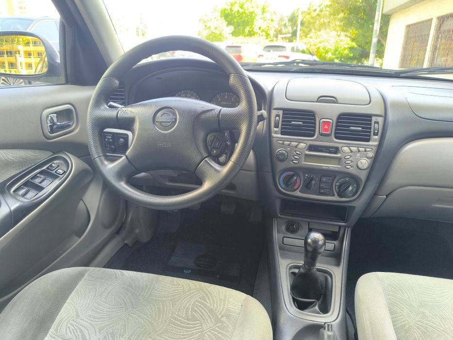 Nissan Almera 1.5 Gasolina e GPL Ar Condicionado a Funcionar