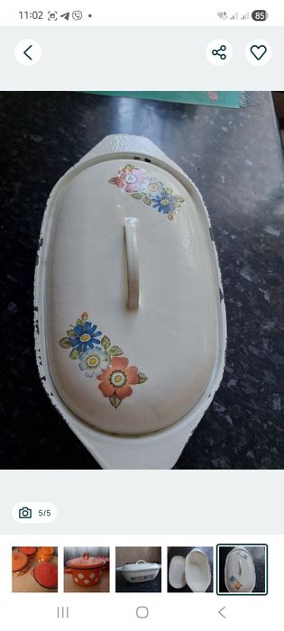 Кастрюля чугунная эмалированная