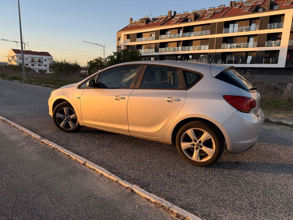 Opel Astra J 1.4 100cv de 2010