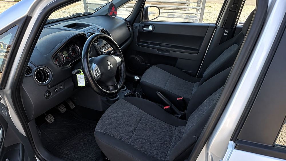 Mitsubishi Colt