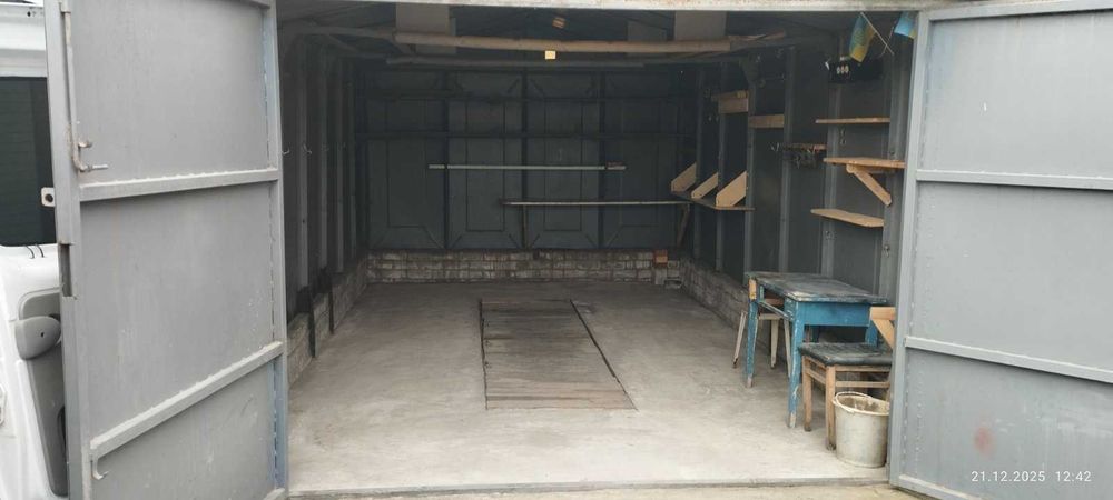 Здам гараж в оренду , високий.