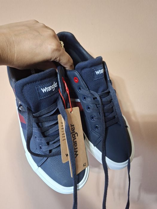 Nowe męskie buty Wrangler rozm.42
