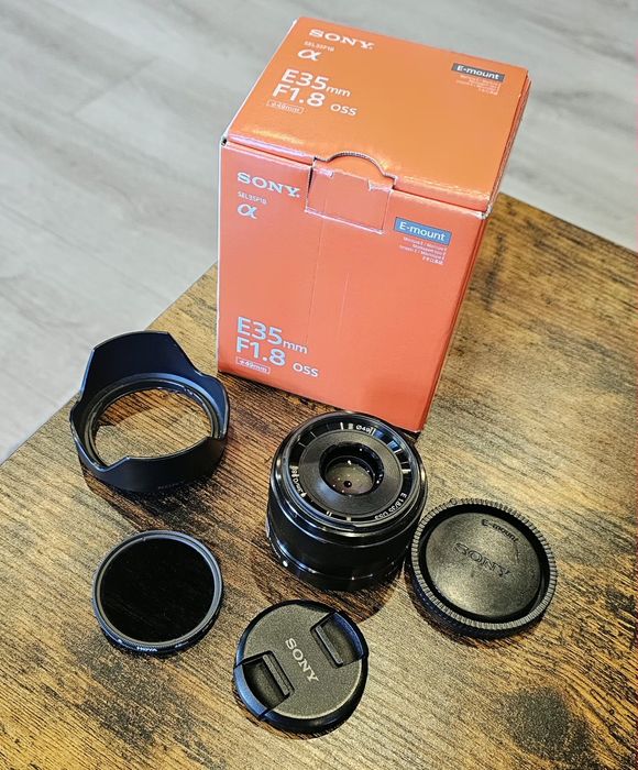Obiektyw Sony E 35mm F1.8 OSS - SEL35F18 - stabilizacja, stan idealny E-mount APSC